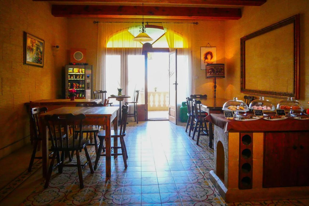 Narcisa Farmhouse B&B Nadur Exteriör bild