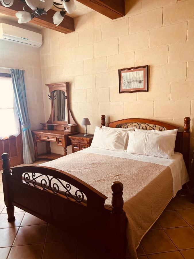 Narcisa Farmhouse B&B Nadur Exteriör bild