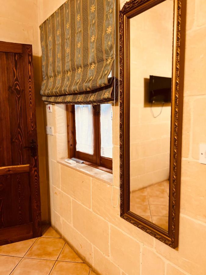 Narcisa Farmhouse B&B Nadur Exteriör bild