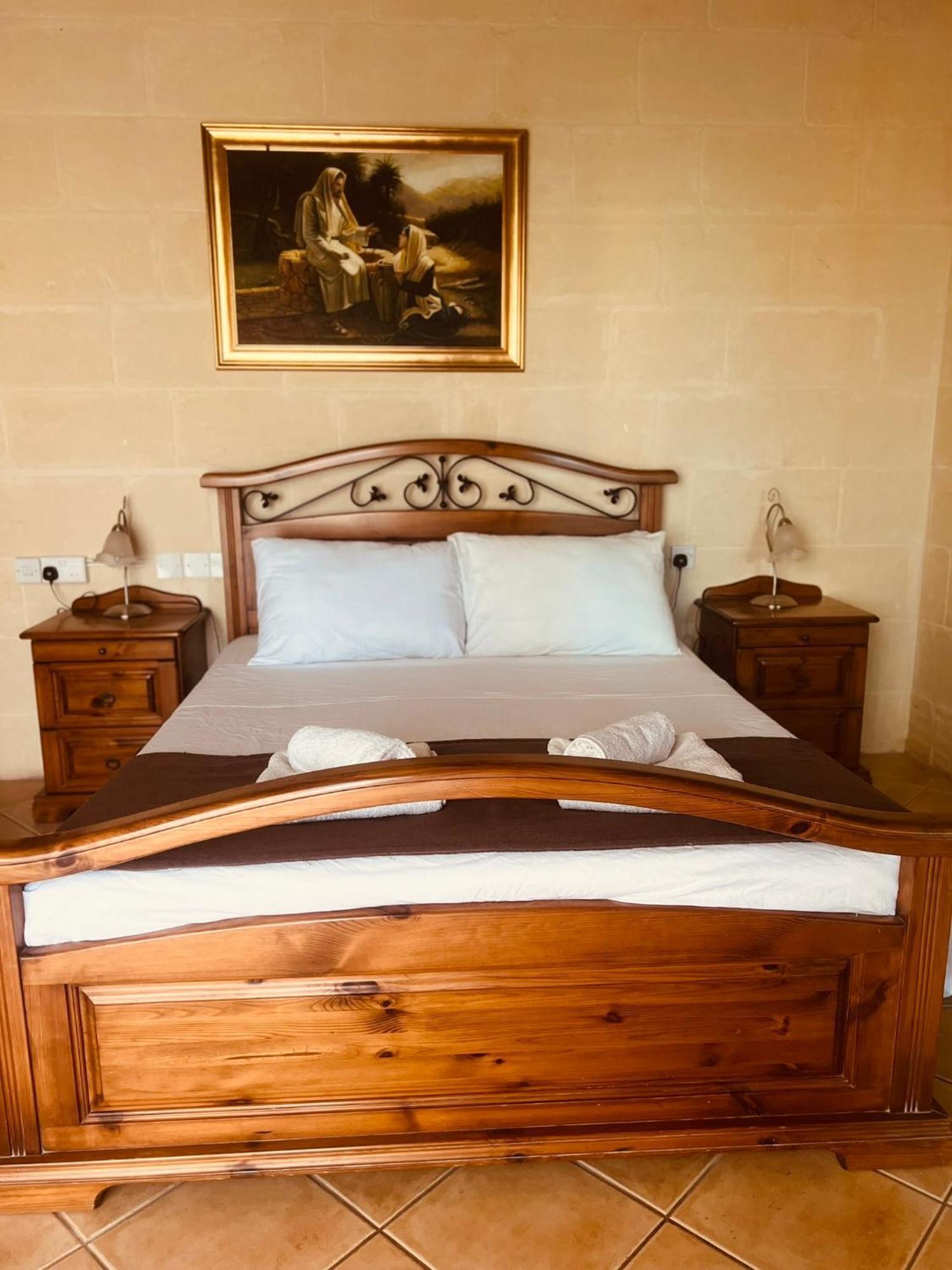 Narcisa Farmhouse B&B Nadur Exteriör bild